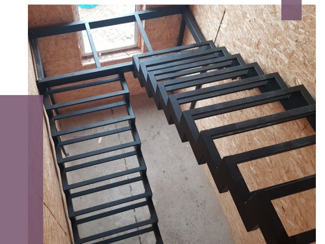 Демонтаж лестниц на металлокаркасе в Кургане от 7422 руб. за м²