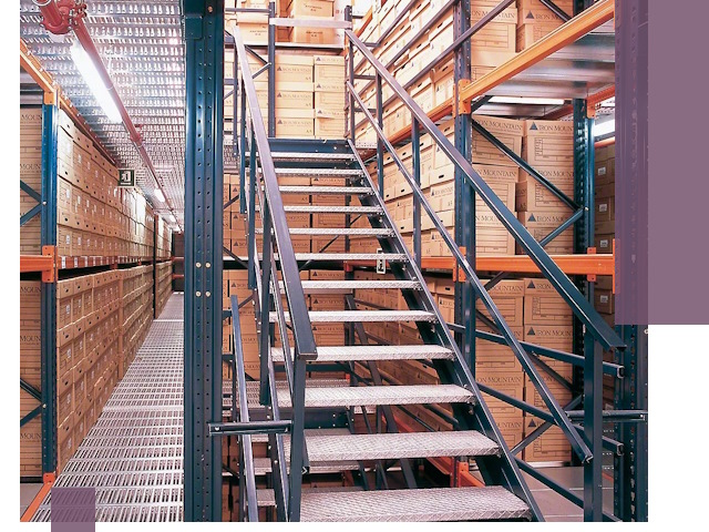 Лестницы складские прочные и безопасные под ключ в Кургане