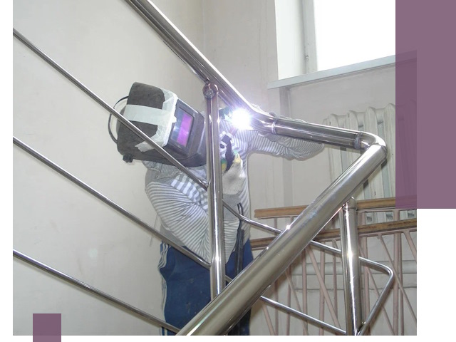 Монтаж перил и ограждений качественно в Кургане