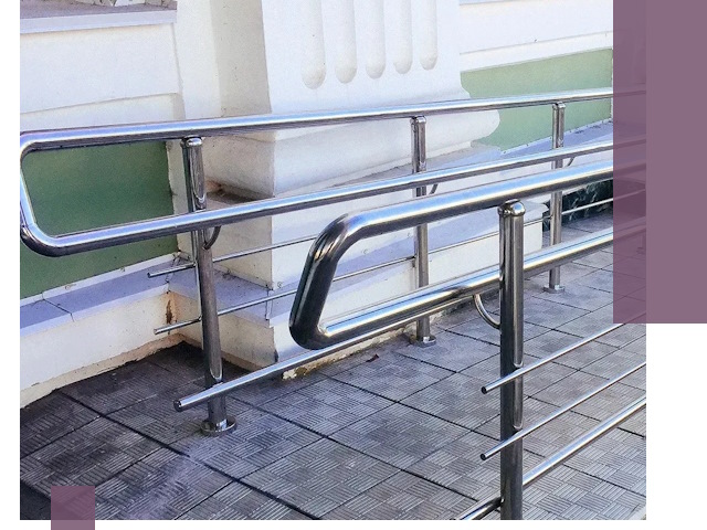 Ограждения пандусов из металла и нержавейки в Кургане