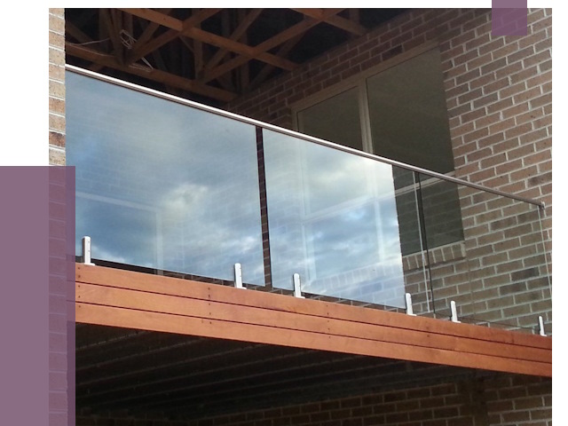 Стеклянные парапеты на крыше и террасе в Кургане от 11598 руб. | ПРОЛЁТ-Крг