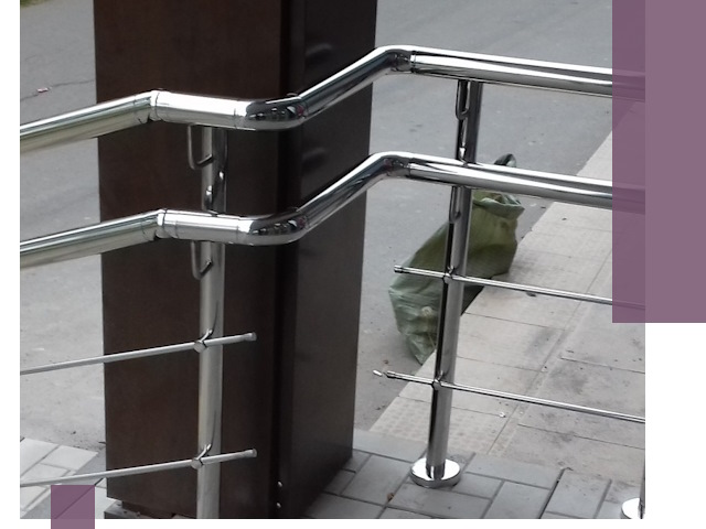 Монтаж поручней из нержавеющей стали в Кургане качественно и быстро